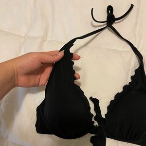 Victoria secret bikini top size 32D / L
